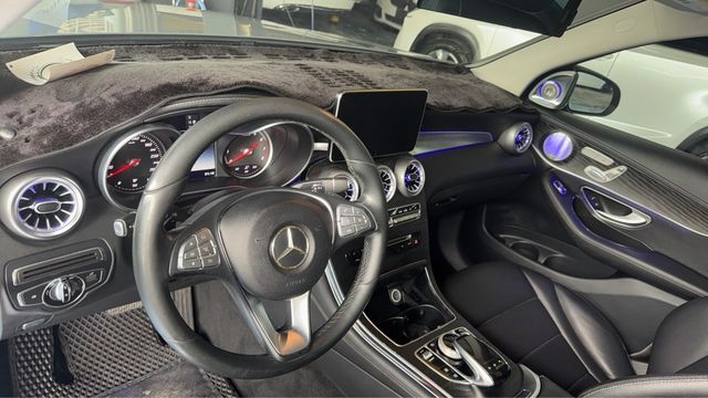 M-BENZ賓士 GLC300  第5張相片