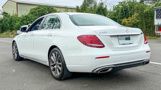 M-BENZ賓士 E250  第2張相片