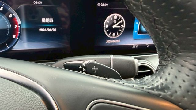M-BENZ賓士 E250  第8張相片
