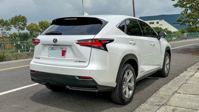LEXUS凌志 NX300H  第4張相片