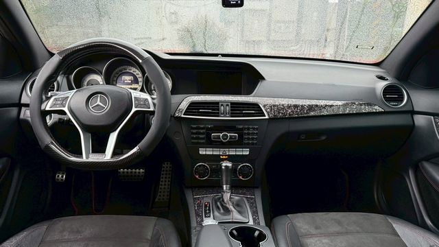 M-BENZ賓士 C250  第5張相片