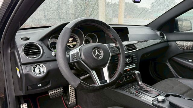 M-BENZ賓士 C250  第7張相片