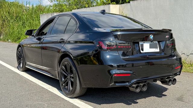 BMW寶馬 320I  第2張相片