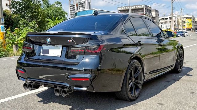 BMW寶馬 320I  第4張相片
