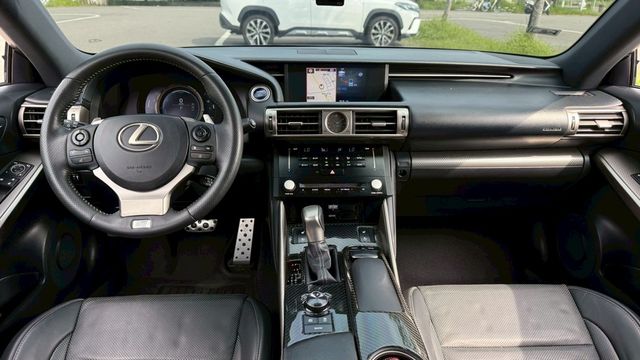 LEXUS凌志 IS 300H  第5張相片