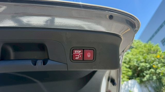 M-BENZ賓士 GLC250  第14張相片
