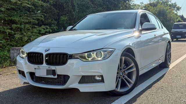BMW寶馬 318D SEDAN  第1張相片