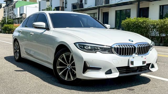 BMW寶馬 318I  第3張相片