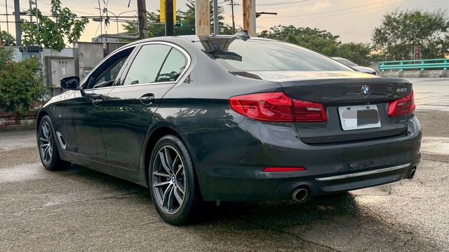 BMW寶馬 530I  第2張相片