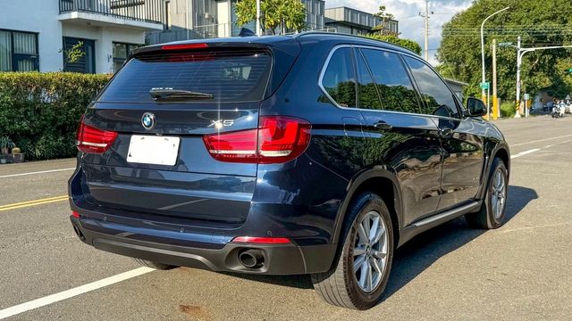 BMW寶馬 X5 XDRIVE25D  第4張相片