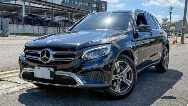 M-BENZ賓士 GLC250  第1張相片