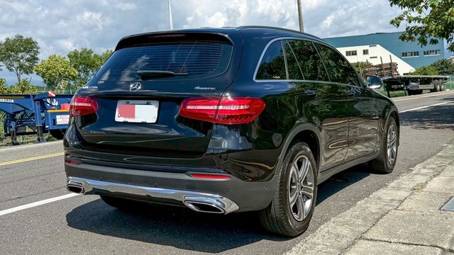 M-BENZ賓士 GLC250  第4張相片