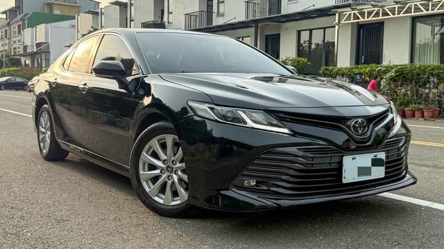 TOYOTA豐田 CAMRY  第3張相片
