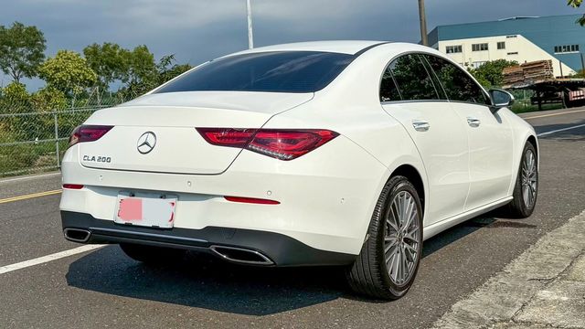 M-BENZ賓士 CLA200  第4張相片