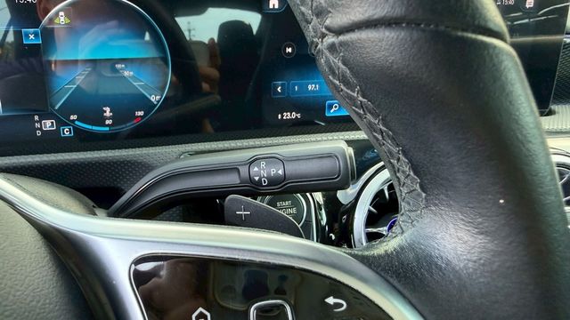 M-BENZ賓士 CLA200  第7張相片