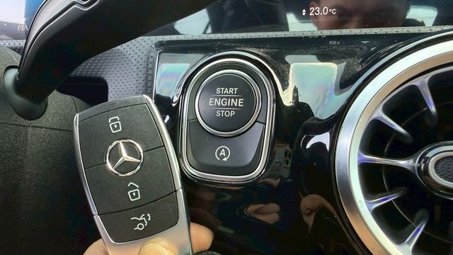 M-BENZ賓士 CLA200  第9張相片