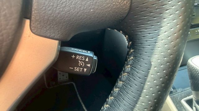LEXUS凌志 IS 300H  第8張相片