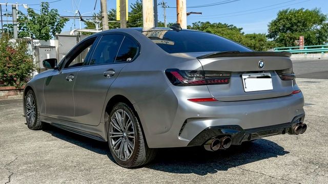 BMW寶馬 330I  第2張相片