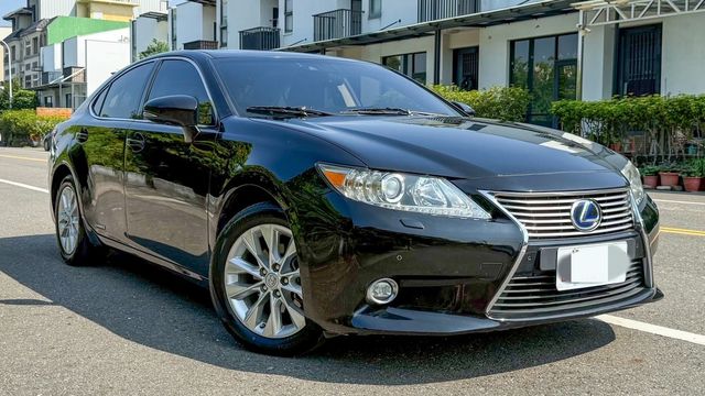 LEXUS凌志 ES300H  第3張相片