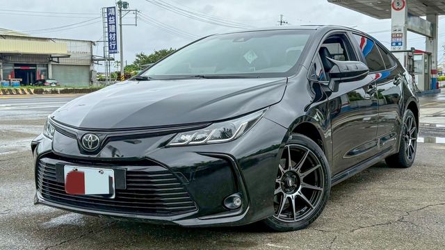 TOYOTA豐田 ALTIS  第1張相片