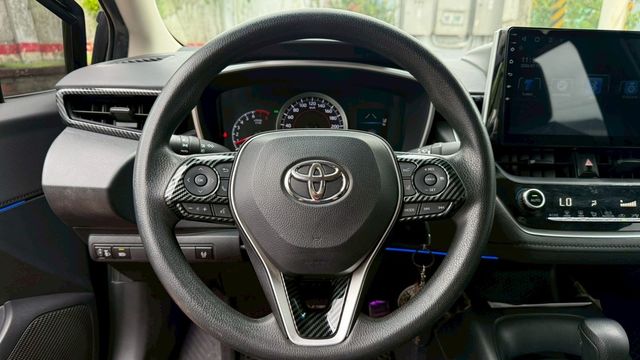 TOYOTA豐田 ALTIS  第7張相片