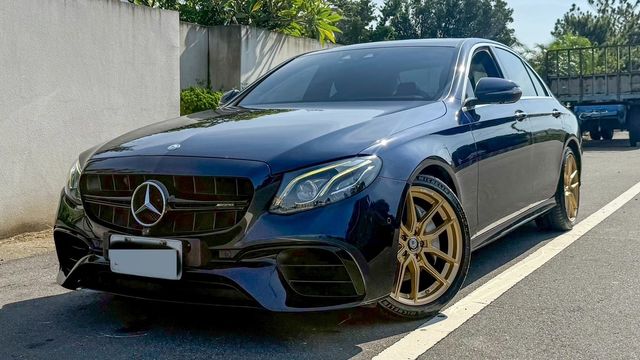 M-BENZ賓士 E300  第1張相片