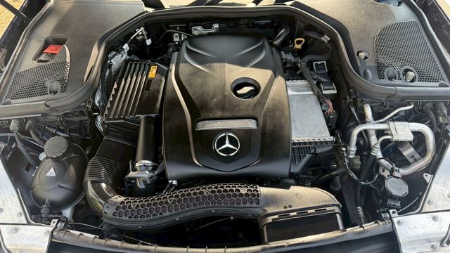 M-BENZ賓士 E300  第6張相片