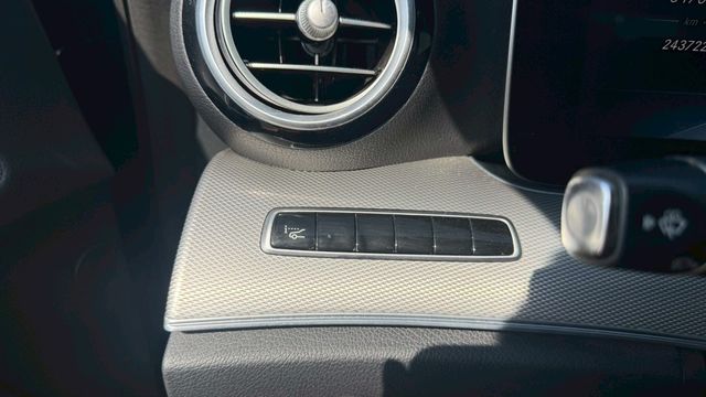 M-BENZ賓士 E300  第9張相片