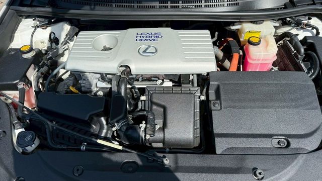 LEXUS凌志 CT200H  第6張相片