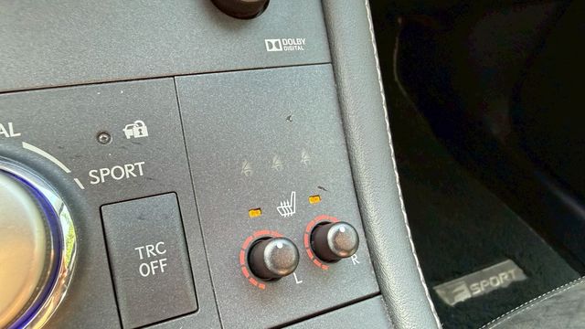 LEXUS凌志 CT200H  第8張相片