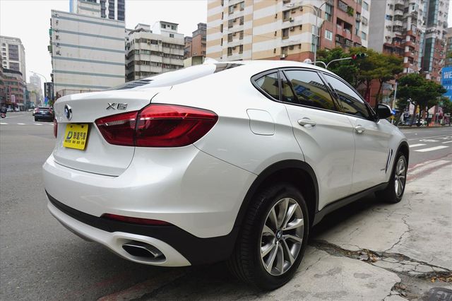 2018年領牌  BMW X6 30d  第3張相片