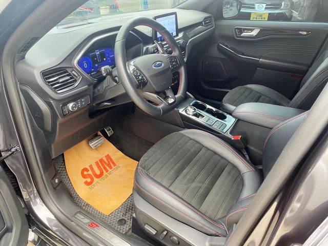 2020 KUGA 2.0 AWD ST  第7張相片