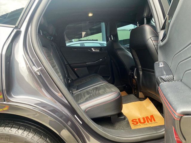 2020 KUGA 2.0 AWD ST  第9張相片