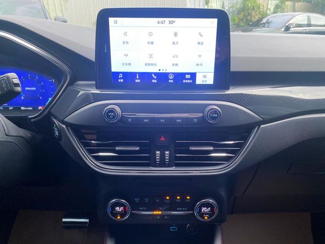 2020 KUGA 2.0 AWD ST  第13張相片