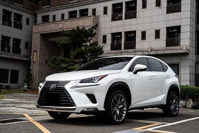 Lexus 淩志nx 中古車的價格 Findcar 找車網