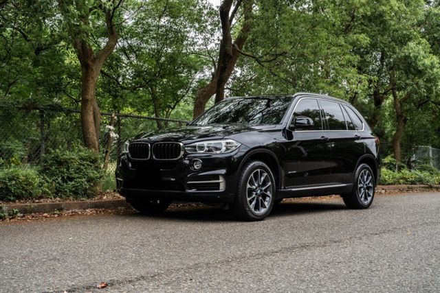 Bmw 寶馬x5 18年中古車的價格 Findcar 找車網