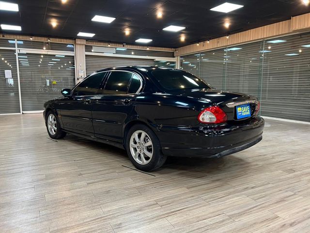 佳霖汽車 2002 X-TYPE  第4張相片