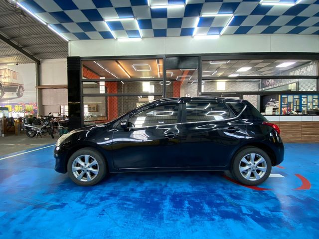 NISSAN日產 TIIDA  第5張相片