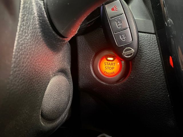 NISSAN日產 TIIDA  第11張相片