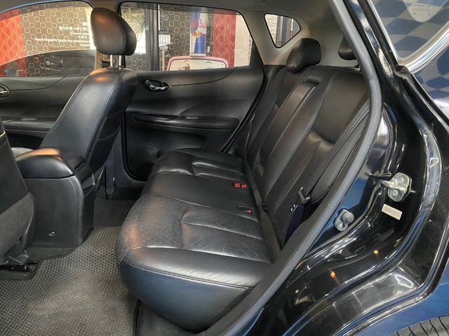 NISSAN日產 TIIDA  第15張相片