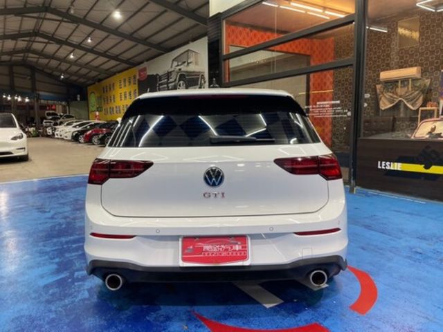 VOLKSWAGEN福斯 GOLF GTI  第6張相片