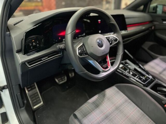 VOLKSWAGEN福斯 GOLF GTI  第15張相片