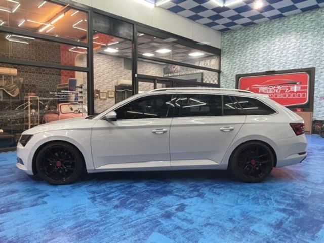 SKODA司科達 SUPERB COMBI  第4張相片