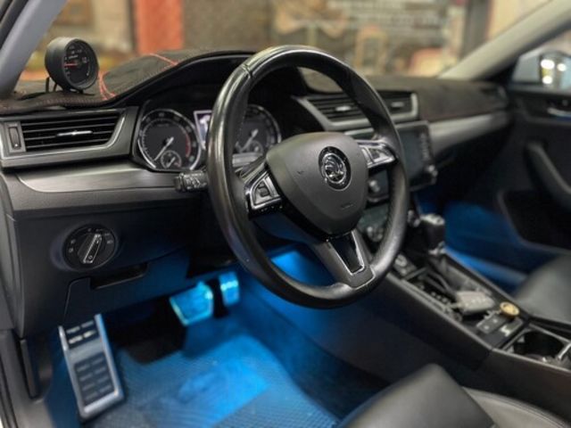 SKODA司科達 SUPERB COMBI  第14張相片