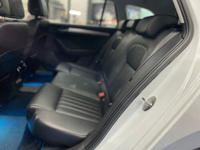 SKODA司科達 SUPERB COMBI  第15張相片
