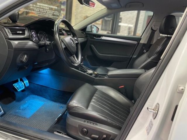 SKODA司科達 SUPERB COMBI  第16張相片