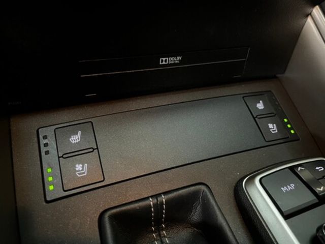 LEXUS凌志 IS200T  第11張相片