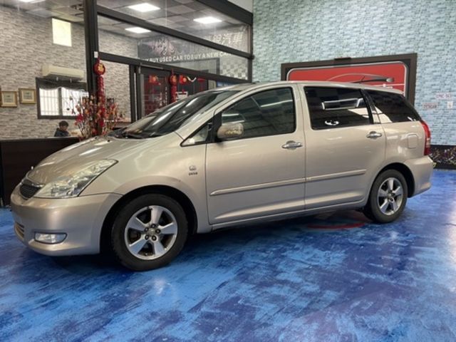 TOYOTA豐田 WISH  第2張相片