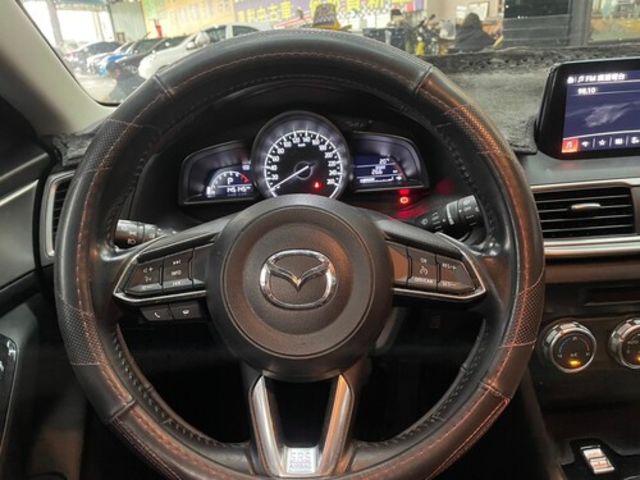 MAZDA馬自達 MAZDA 3  第6張相片