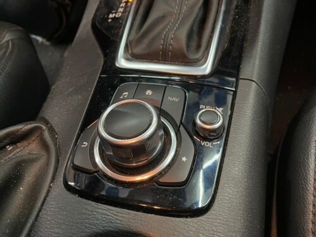 MAZDA馬自達 MAZDA 3  第16張相片